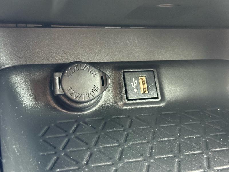 Toyota RAV4  2023