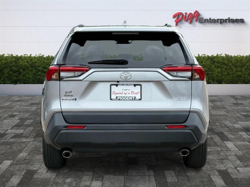 Toyota RAV4  2023