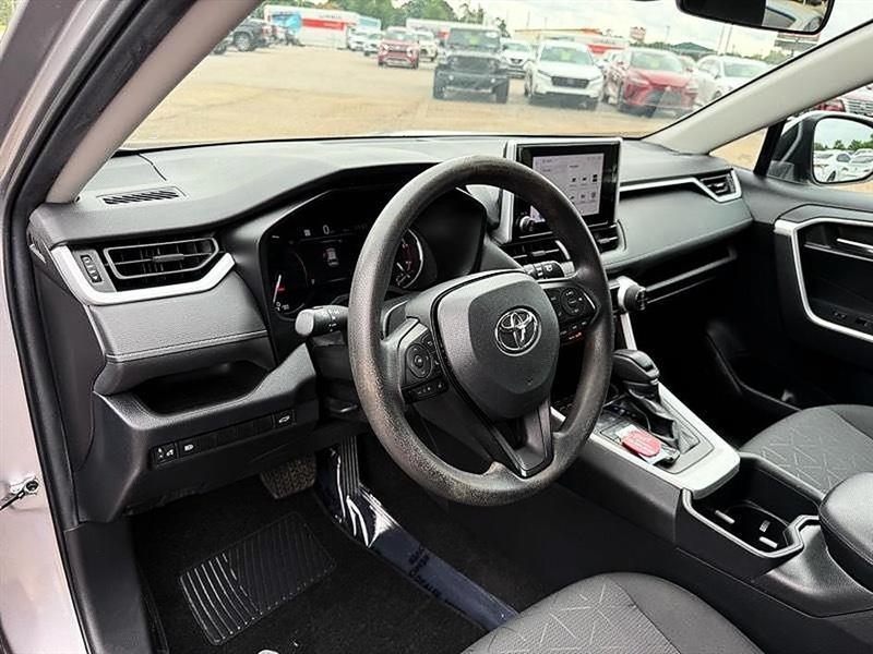 Toyota RAV4  2023