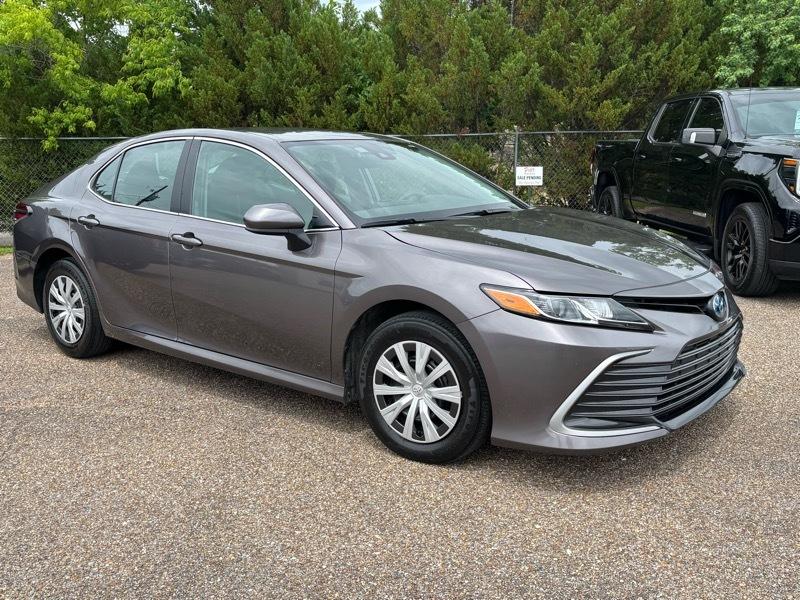 Toyota Camry LE 2024