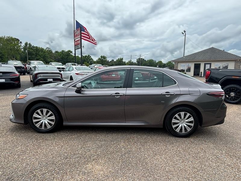 Toyota Camry LE 2024