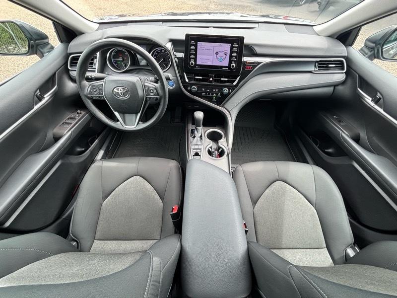Toyota Camry LE 2024