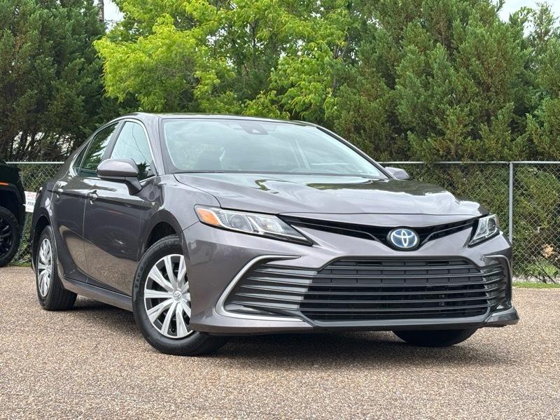 Toyota Camry LE 2024