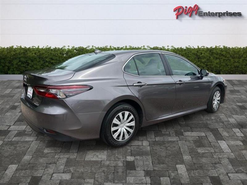 Toyota Camry  2024