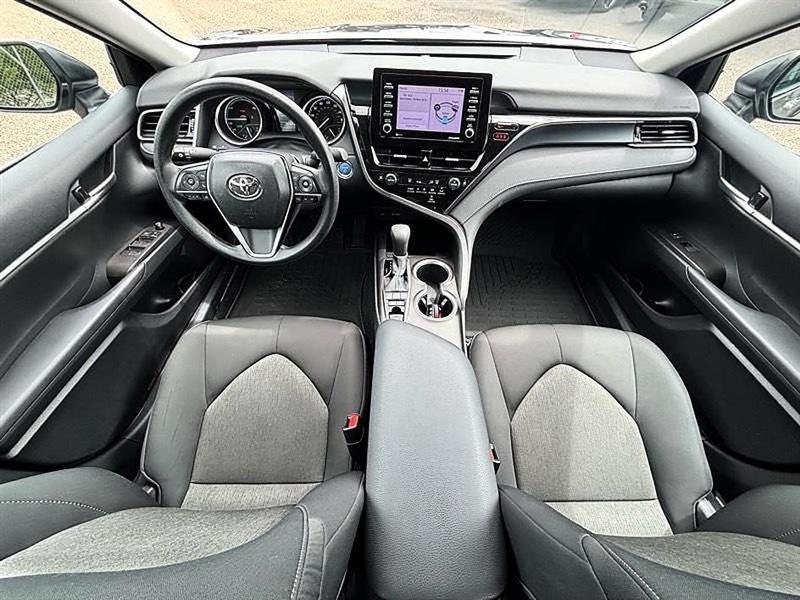 Toyota Camry  2024
