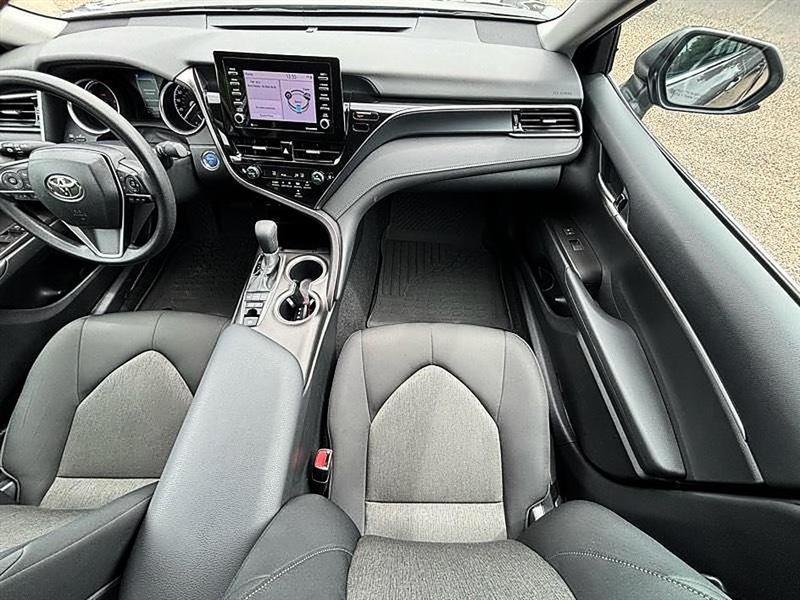 Toyota Camry  2024