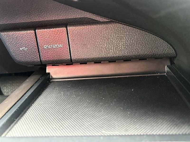 Toyota Camry  2024