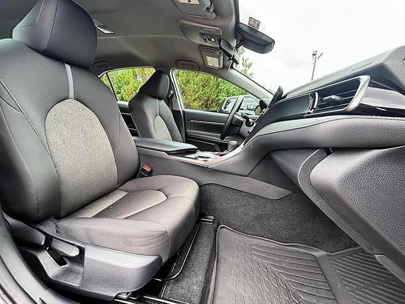 Toyota Camry  2024