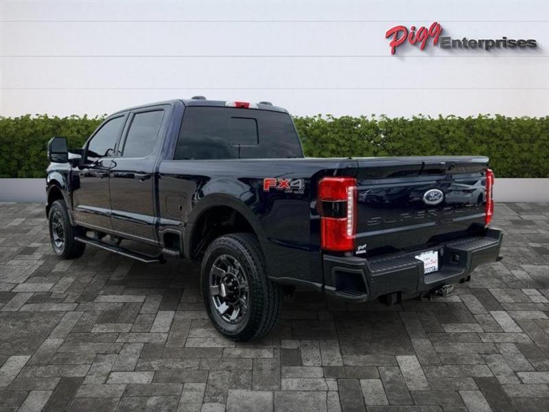 Ford Super Duty F-250 SRW  2024