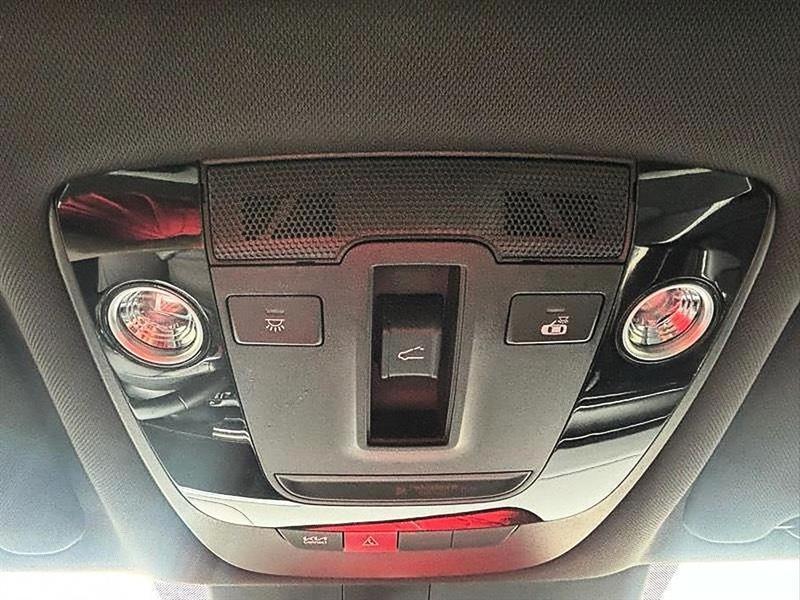 Kia K5  2025
