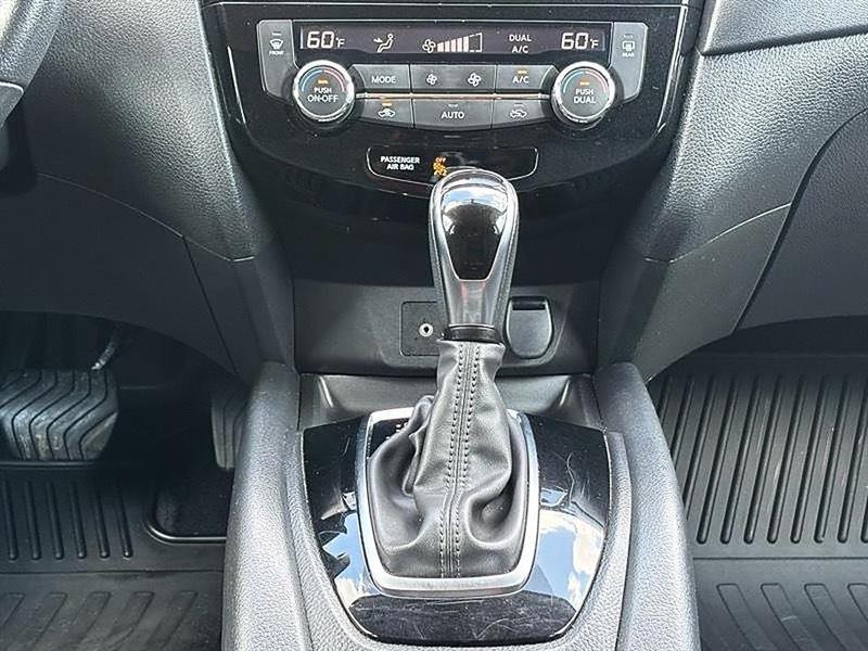 Nissan Rogue  2018