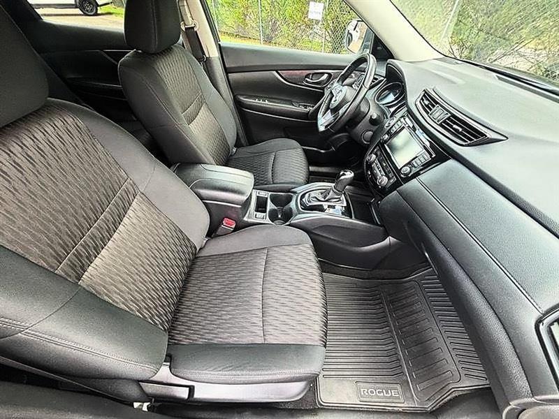 Nissan Rogue  2018