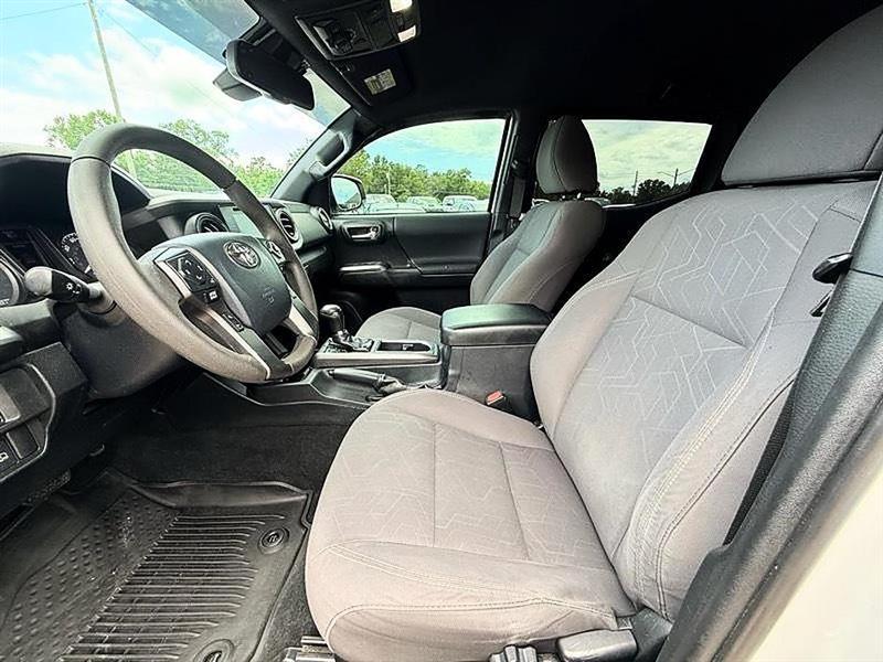 Toyota Tacoma  2019