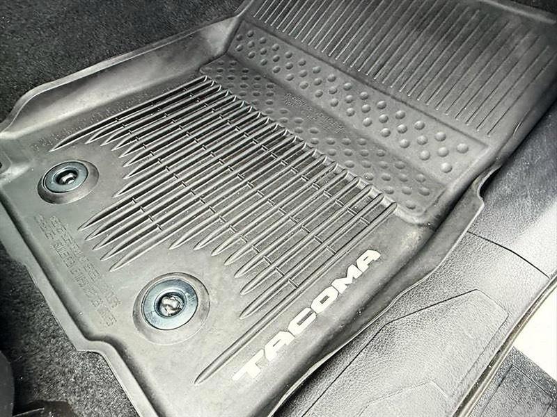 Toyota Tacoma  2019