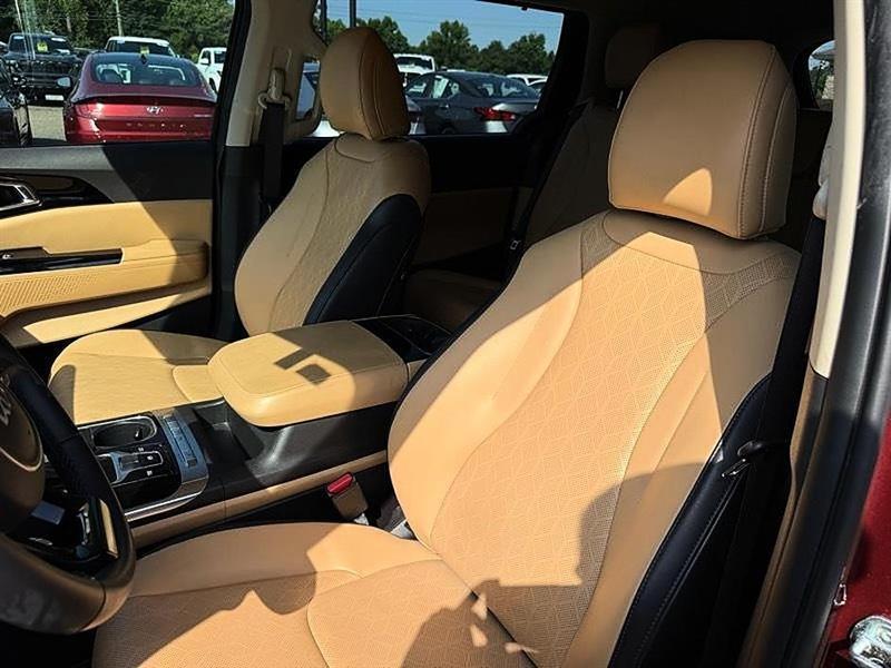 Kia Carnival  2023