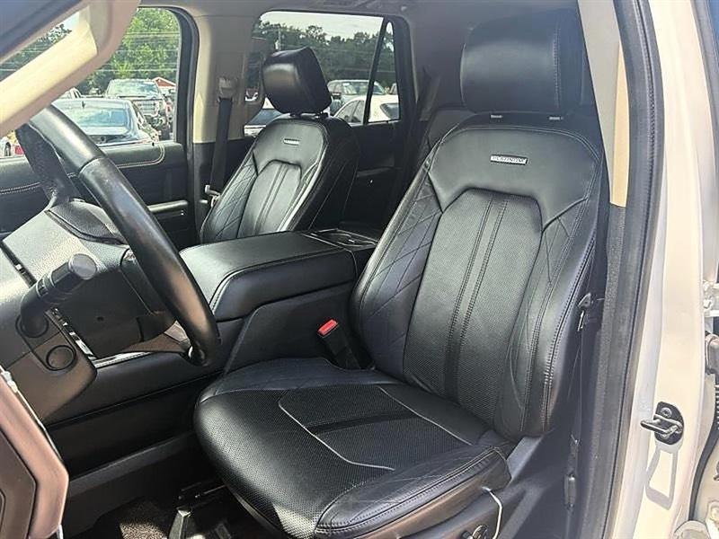 Ford Expedition  2020