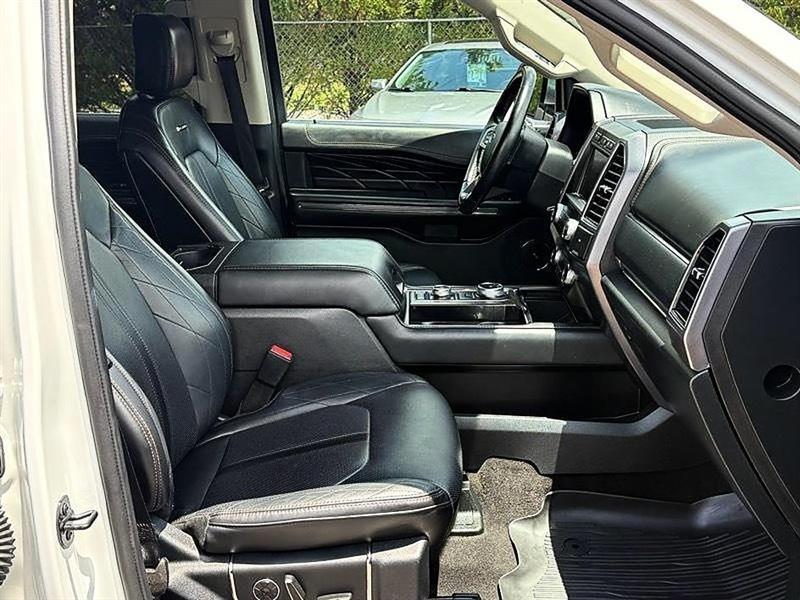 Ford Expedition  2020