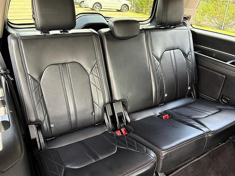Ford Expedition  2020
