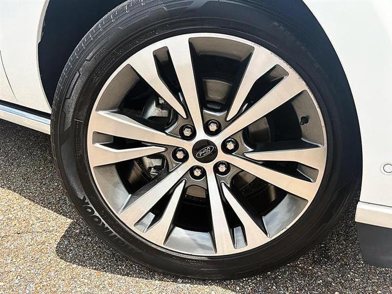 Ford Expedition  2020