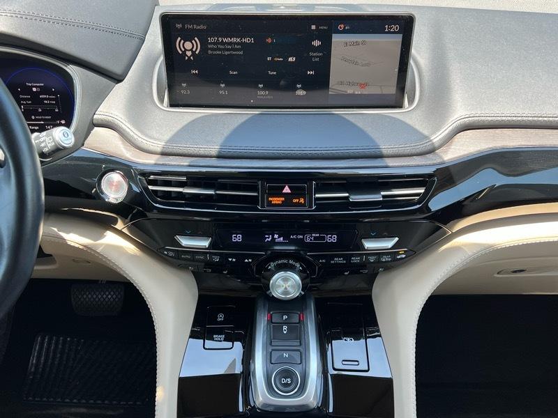 Acura MDX  2023
