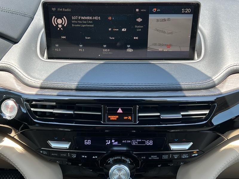 Acura MDX  2023