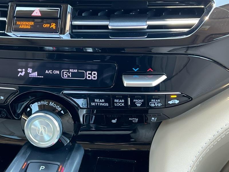 Acura MDX  2023