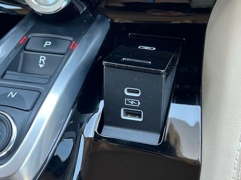 Acura MDX  2023