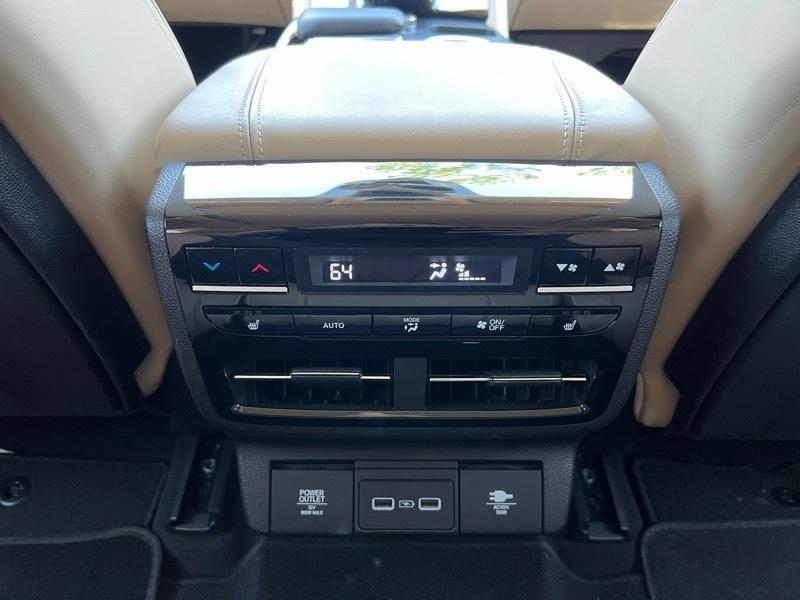 Acura MDX  2023