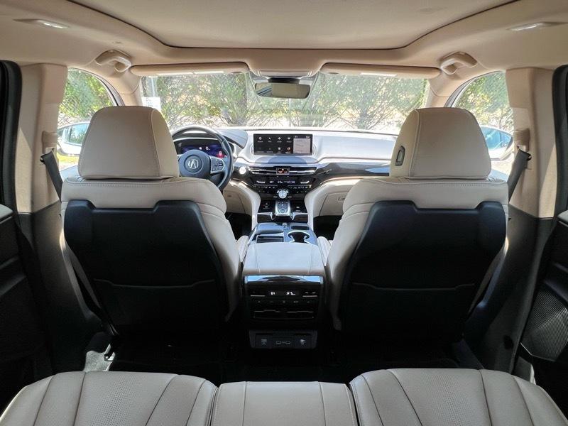 Acura MDX  2023
