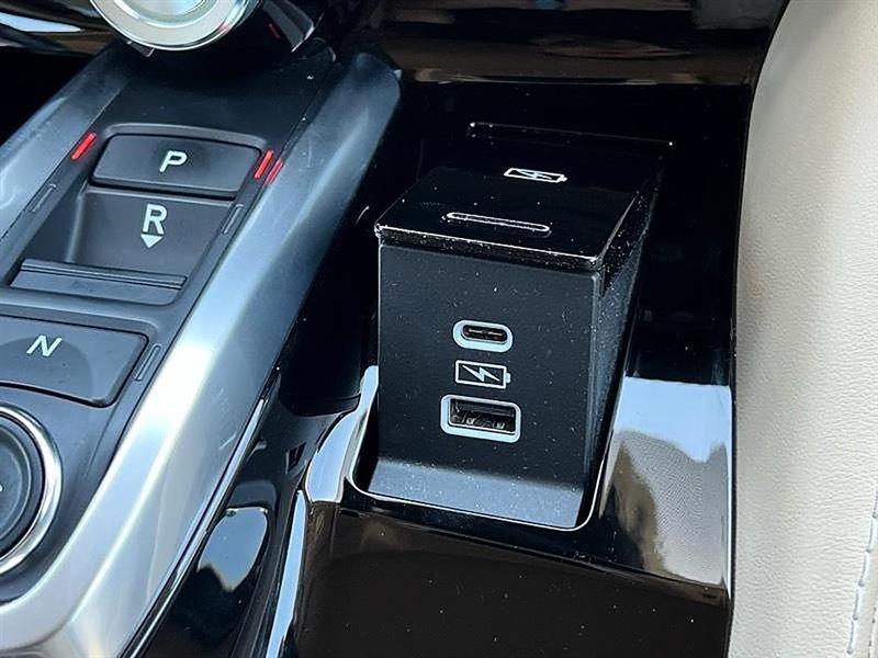 Acura MDX  2023