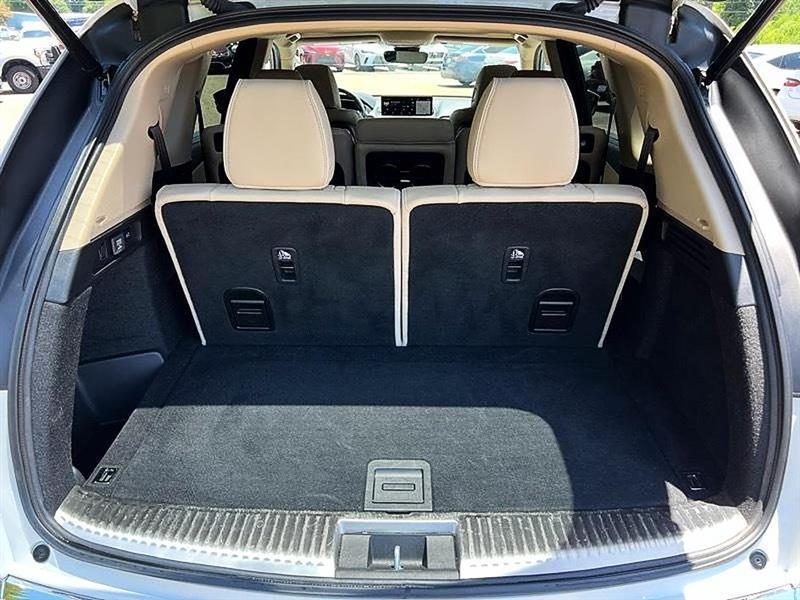 Acura MDX  2023