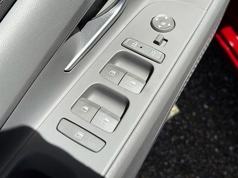 Hyundai Elantra  2024