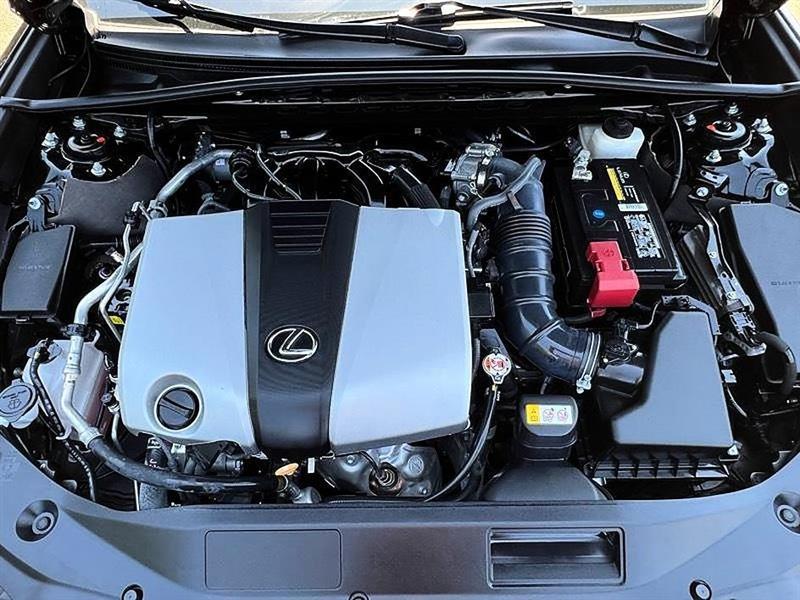 Lexus ES 350  2024