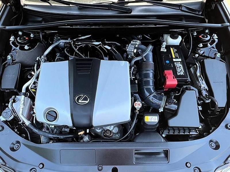 Lexus ES 350  2024