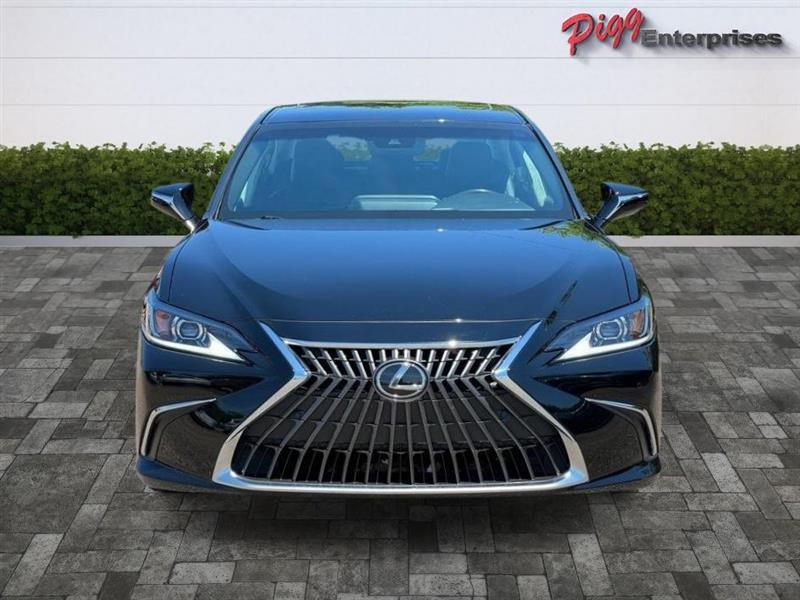 Lexus ES 350  2024