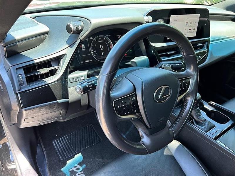 Lexus ES 350  2024