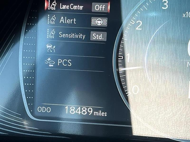Lexus ES 350  2024