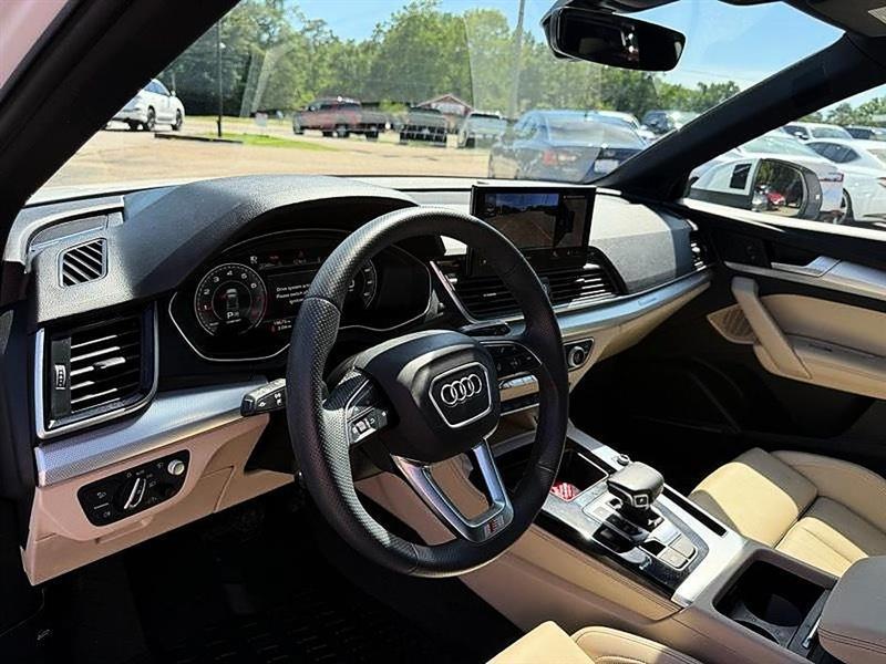 Audi Q5  2024