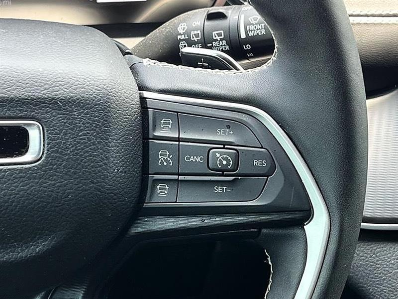 Jeep Grand Cherokee  2024