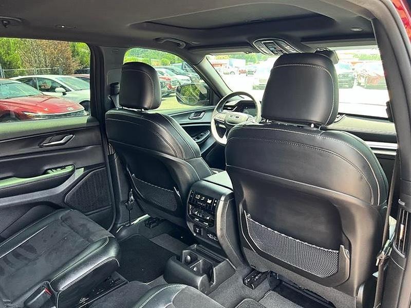 Jeep Grand Cherokee  2024