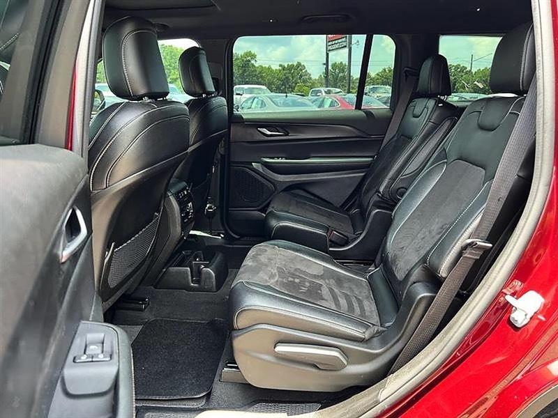 Jeep Grand Cherokee  2024