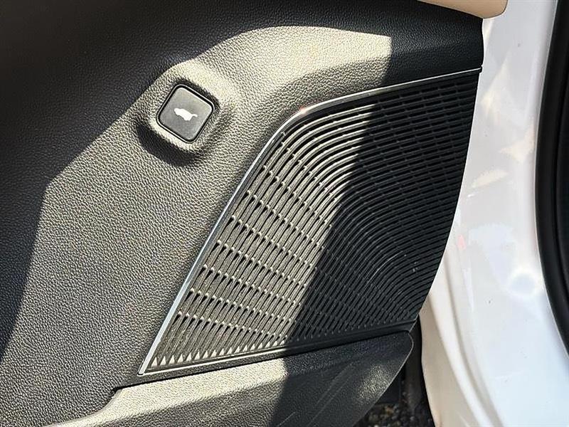 Acura MDX  2022