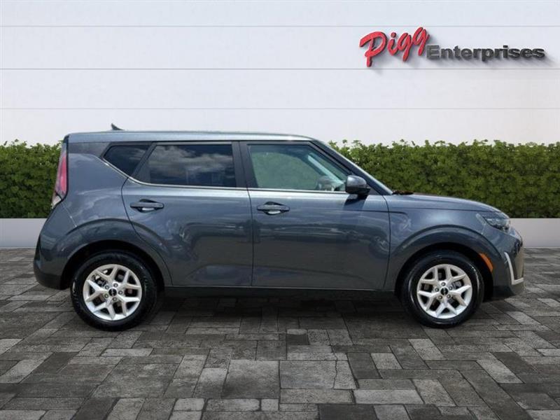 Kia Soul  2024