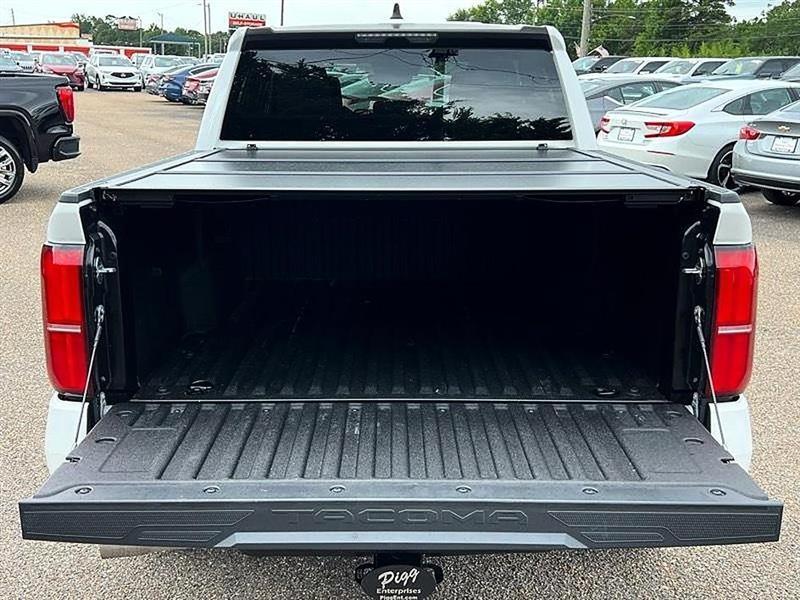 Toyota Tacoma  2024