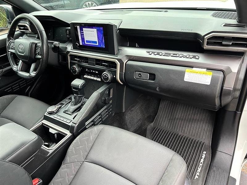Toyota Tacoma  2024