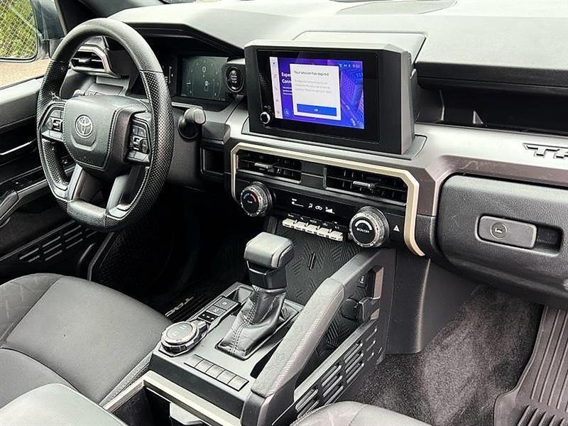 Toyota Tacoma  2024