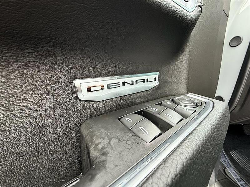 GMC Sierra 1500  2025