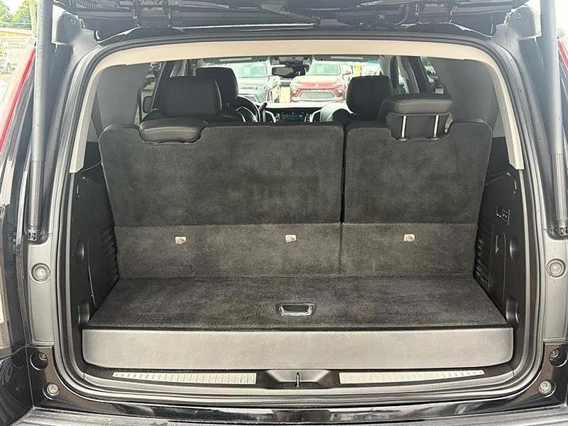Cadillac Escalade Luxury 2WD 2015