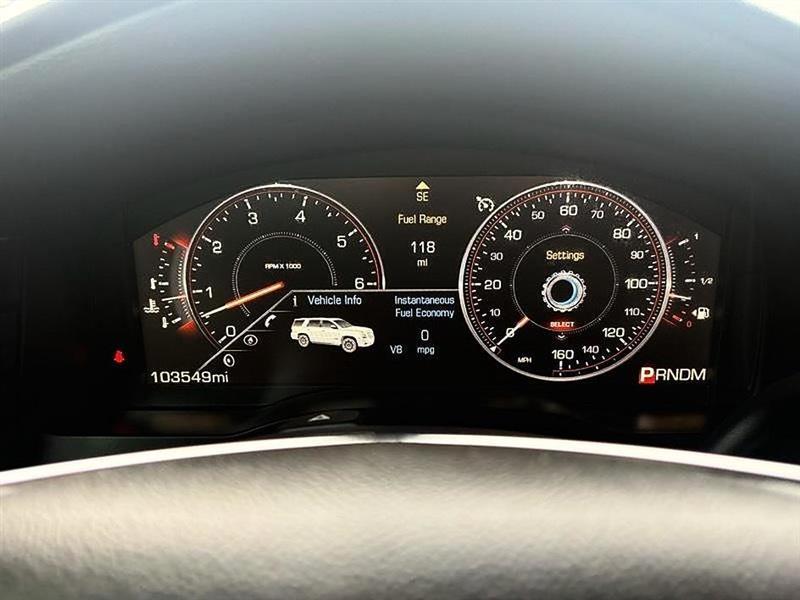 Cadillac Escalade Luxury 2WD 2015