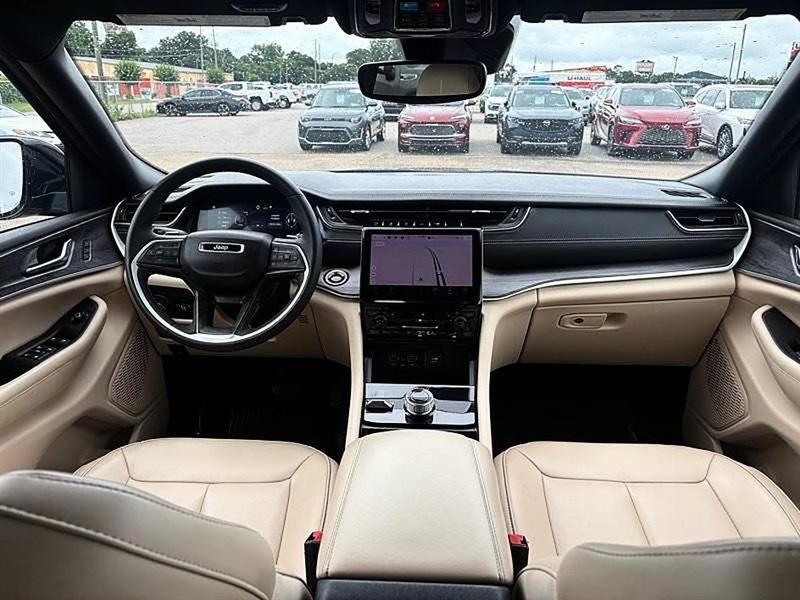Jeep Grand Cherokee L Limited 4WD 2024